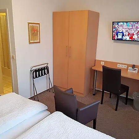 Zum Anker Hotell 2*